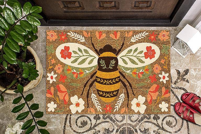 Floral Bee Doormat - 18x30"L