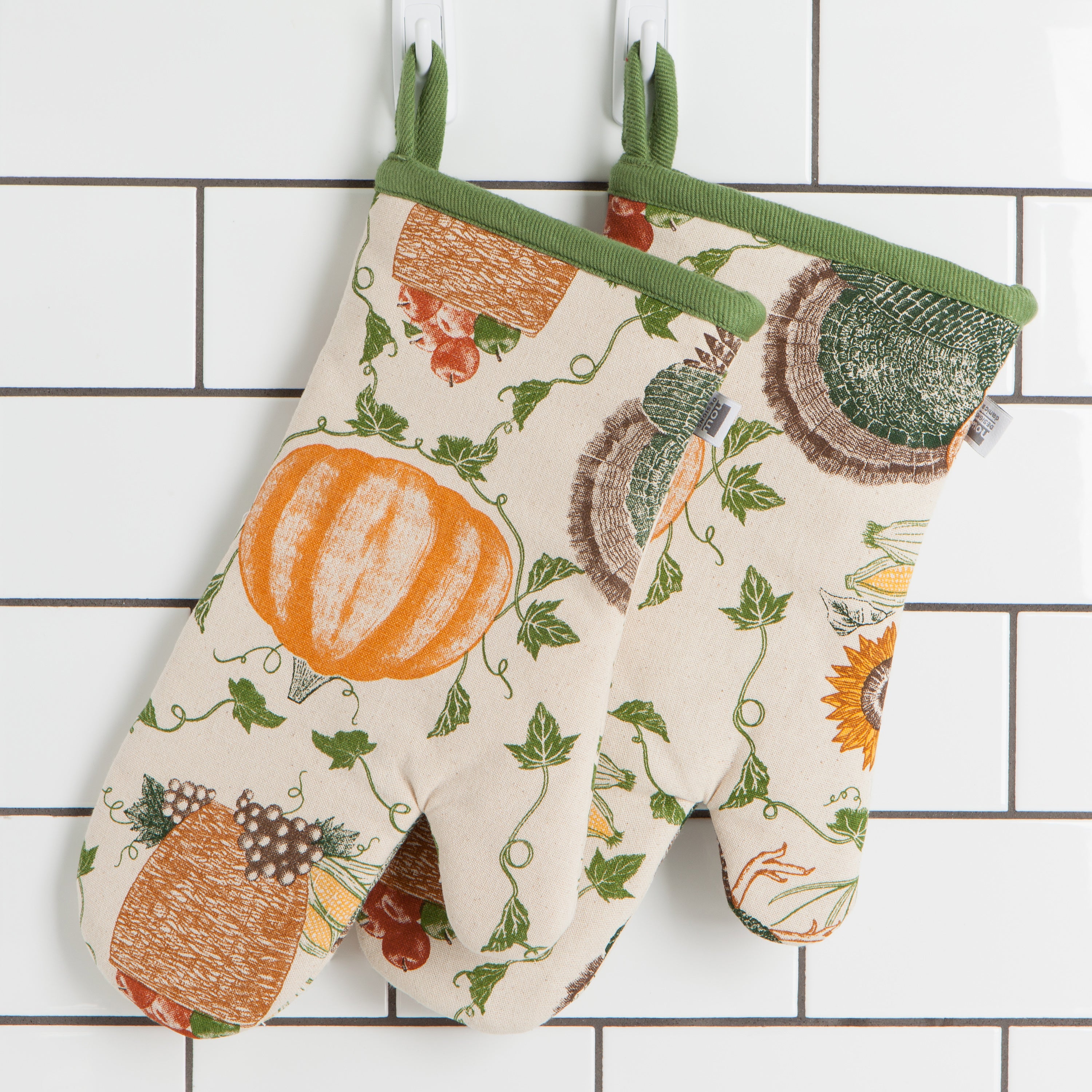 Cornucopia - Spruce Oven Mitt